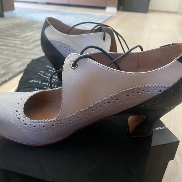 John Fleuvog Wonder Lyra BROGUED LACE-UP PUMP - Picture 12 of 14